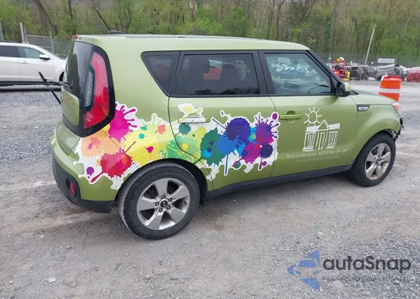 2017 Kia Soul z USA, uszkodzony, nr VIN KNDJN2A22H7885418